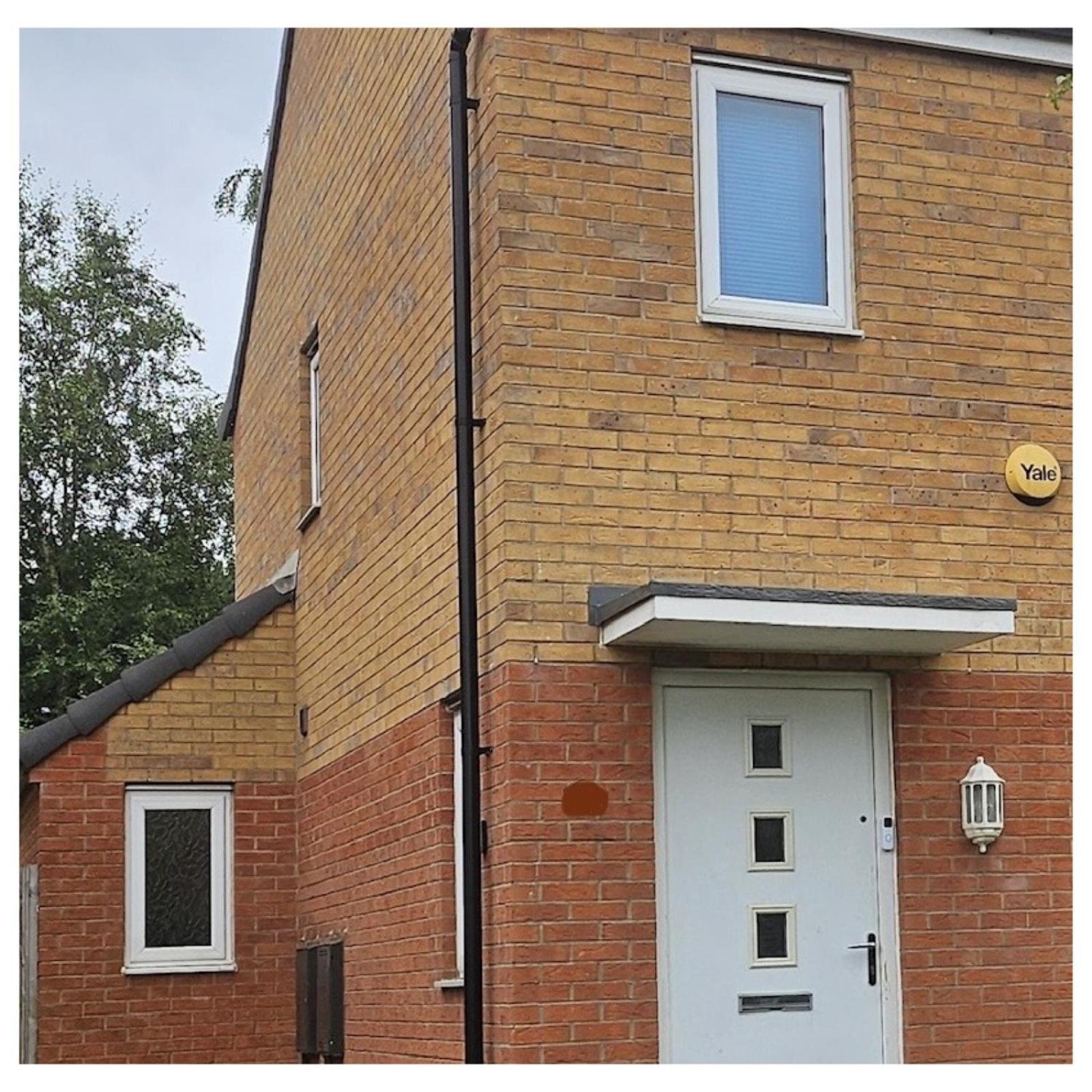 Lovely Manchester House , Quiet Neighborhood, 6Mins To Coop Live Arena, Etihad Stadium & City Centre With Wifi & Free Private Parking 曼彻斯特 外观 照片